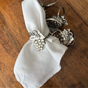 6 VNTG Antiqued Pewter Grape Cluster Napkin Rings Silver Tone Black Rub Out